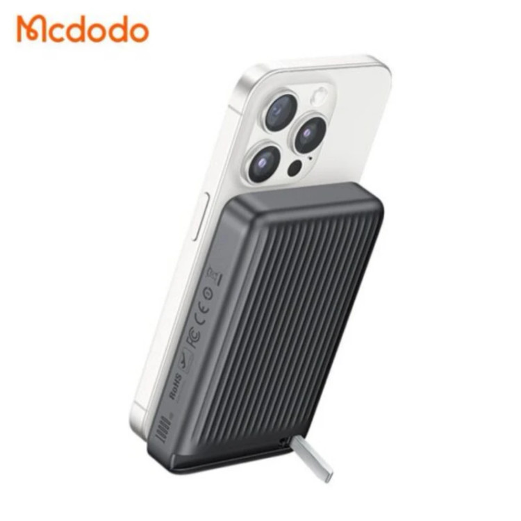 پاوربانک Mc 7811 ظرفیت 10 هزار